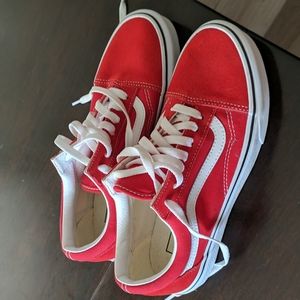 7.5 ladys red Vans